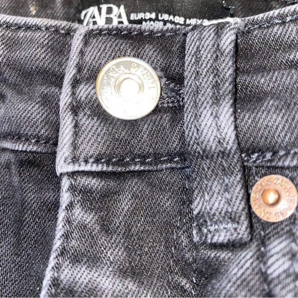 Zara Size 2 Black Denim High Rise Cropped Knee Jeans - Picture 6 of 11
